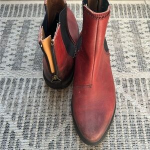 Dr. Martens Chelsea Boots